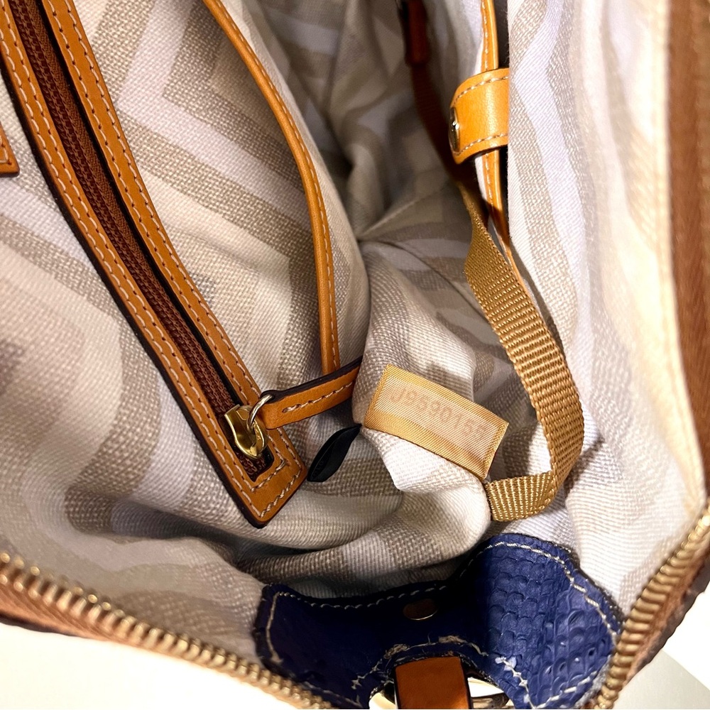 Dooney & Bourke Claremont dome satchel - Picture 4 of 7